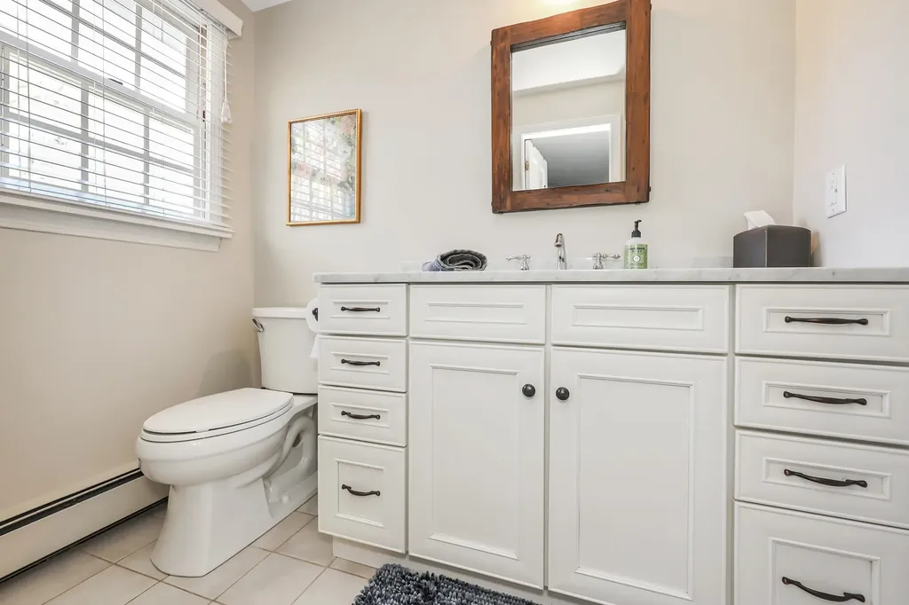 15 Buckridge Drive Amherst NH 03031