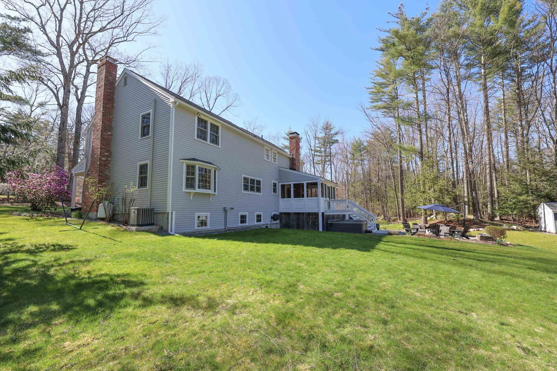 15 Buckridge Drive Amherst NH 03031