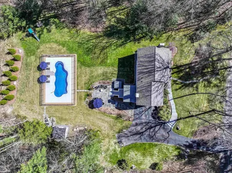 15 Buckridge Drive Amherst NH 03031