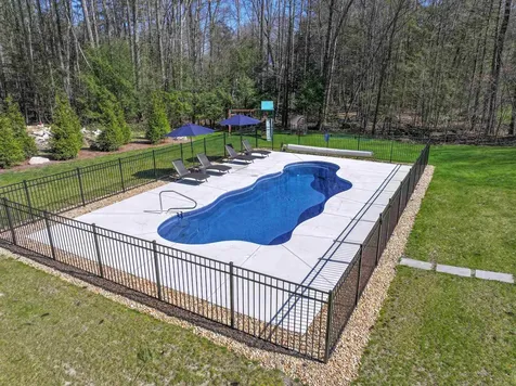 15 Buckridge Drive Amherst NH 03031