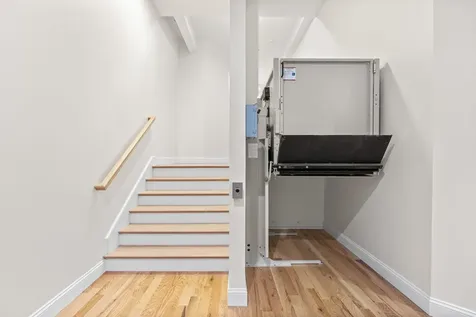 10 Diamond Oaks Boulevard Kingston NH 03848