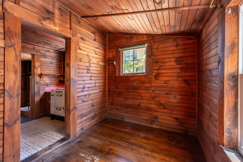 16 Hamel Road Sunapee NH 03782