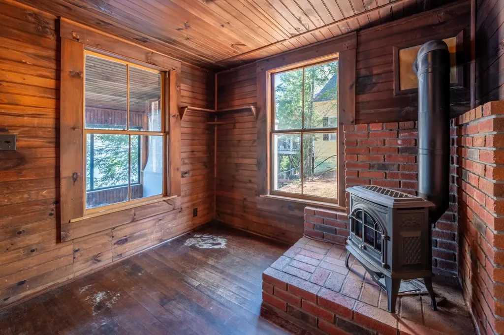 16 Hamel Road Sunapee NH 03782
