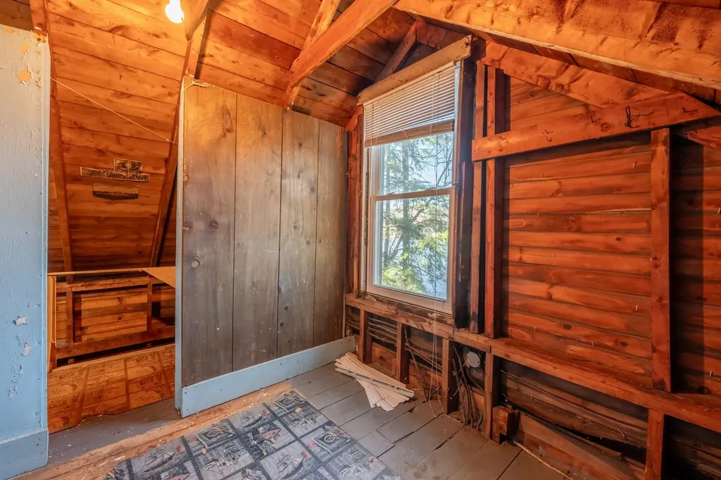16 Hamel Road Sunapee NH 03782