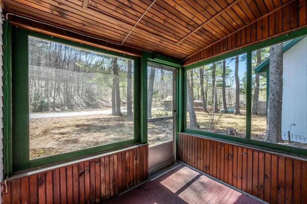 16 Hamel Road Sunapee NH 03782