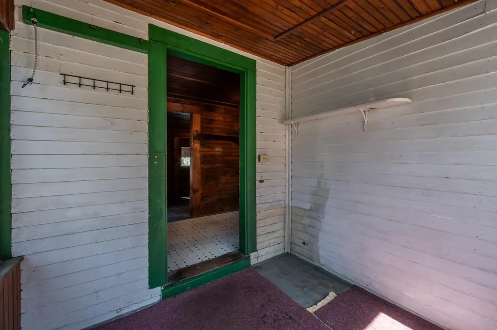 16 Hamel Road Sunapee NH 03782