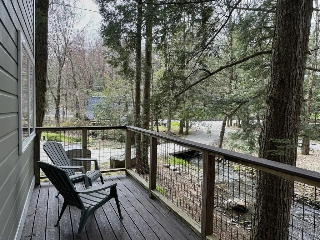 213 Wood Run Hinesburg VT 05461