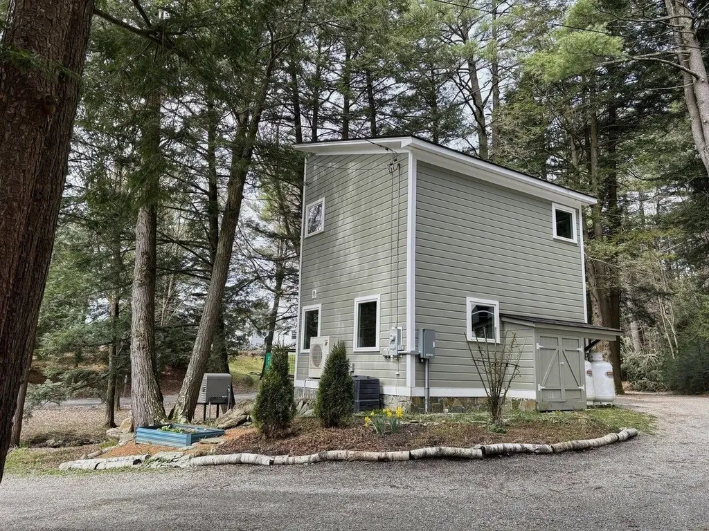 213 Wood Run Hinesburg VT 05461