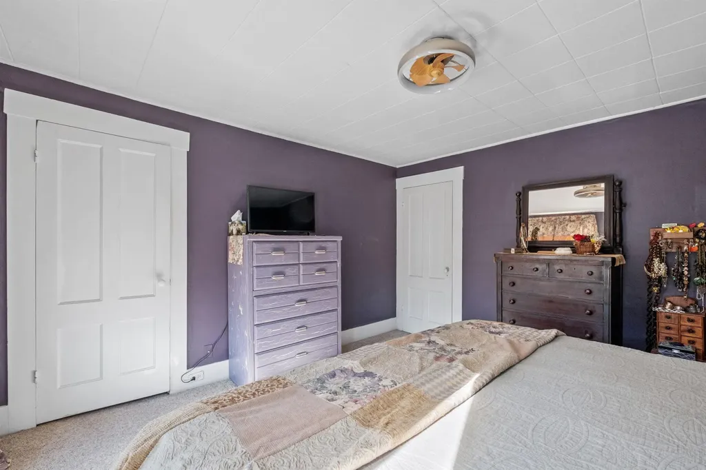 91 Elkins Street Franklin NH 03235