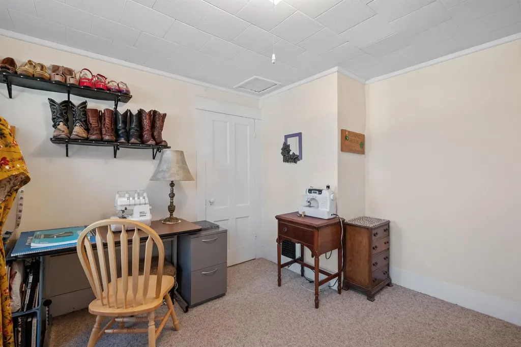 91 Elkins Street Franklin NH 03235