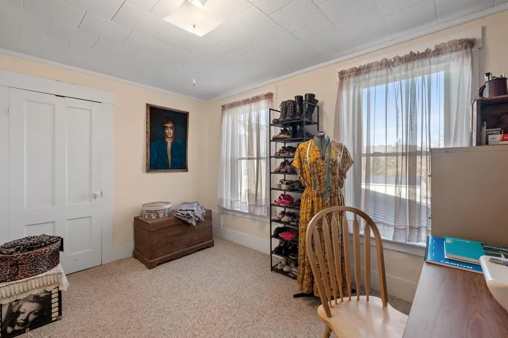 91 Elkins Street Franklin NH 03235