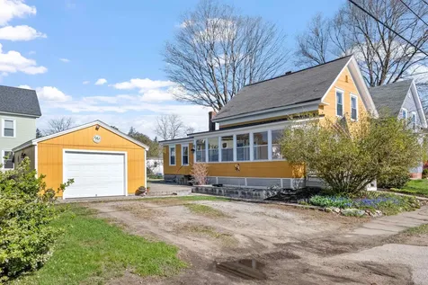 91 Elkins Street Franklin NH 03235