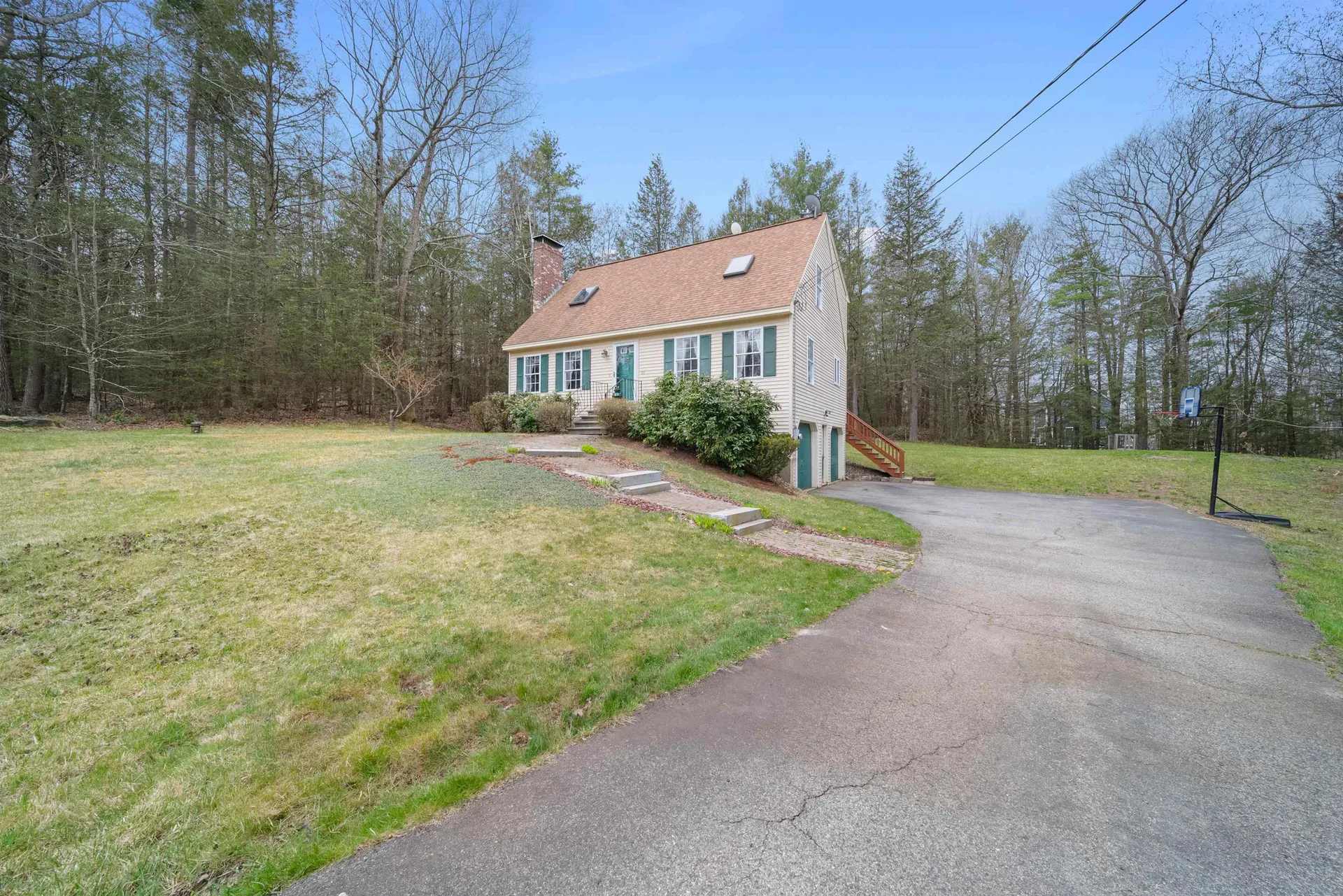 10 Diane Lane Sandown NH 03873