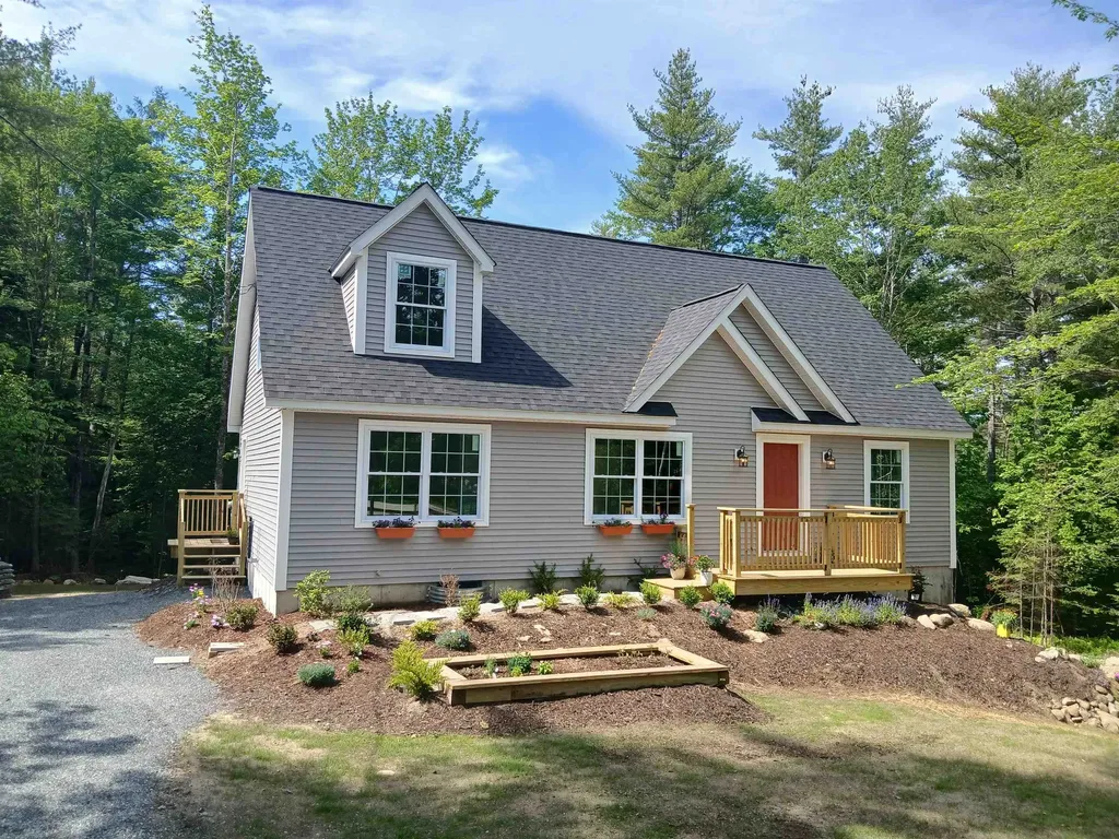 46 Dove Lane Canaan NH 03741