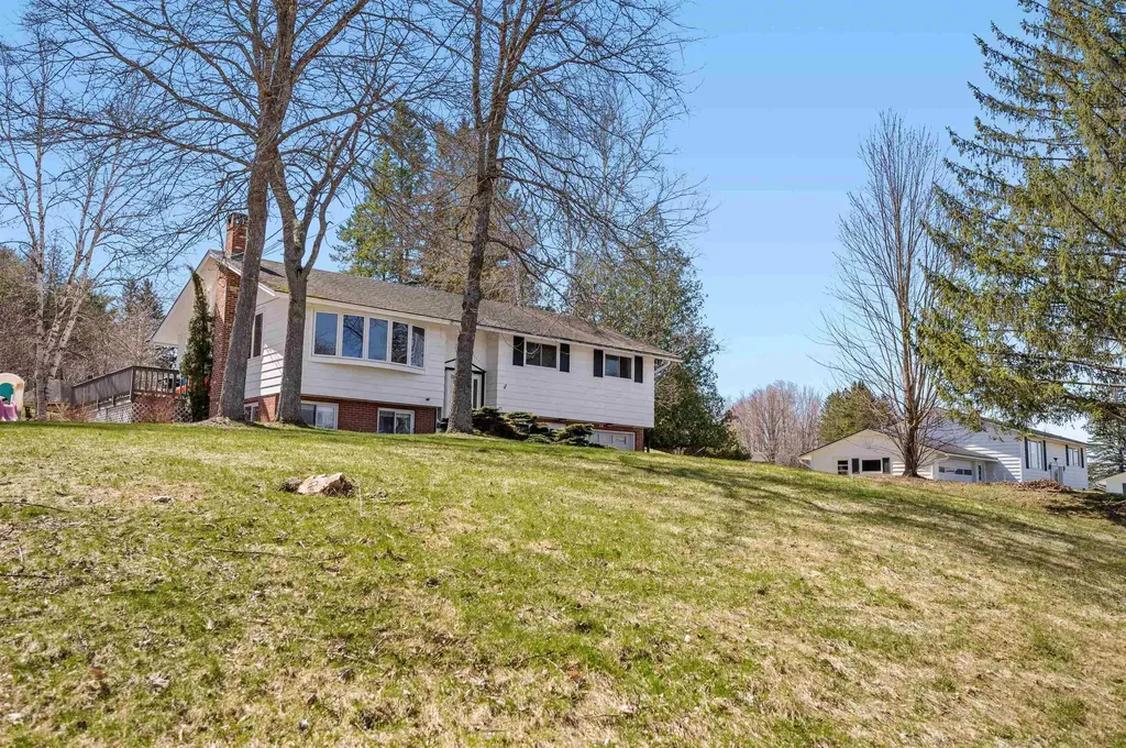 27 Cherrywood Drive Barre Town VT 05641