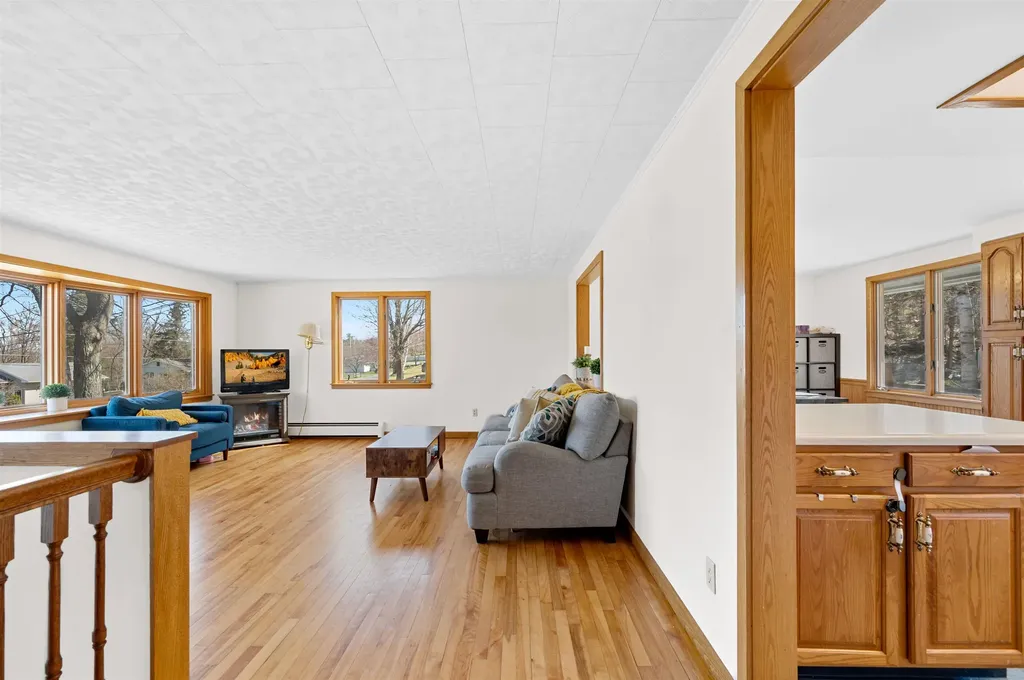 27 Cherrywood Drive Barre Town VT 05641