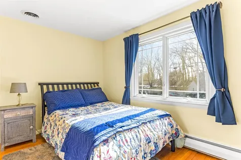287 Pickering Street Manchester NH 03104