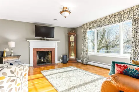 287 Pickering Street Manchester NH 03104