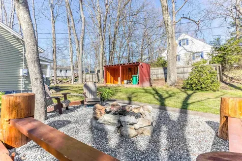 287 Pickering Street Manchester NH 03104
