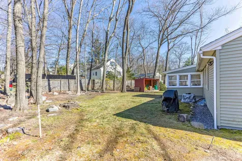 287 Pickering Street Manchester NH 03104