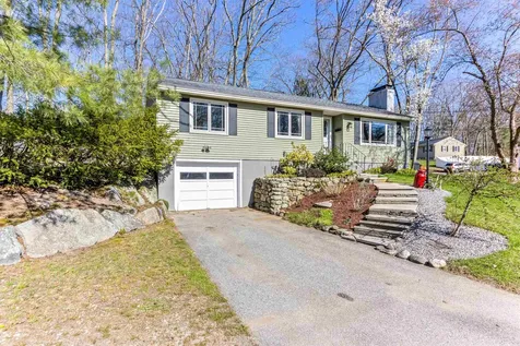 287 Pickering Street Manchester NH 03104