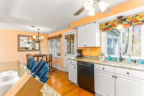 287 Pickering Street Manchester NH 03104