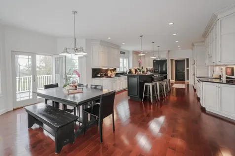 27 Herrick Circle Pelham NH 03076