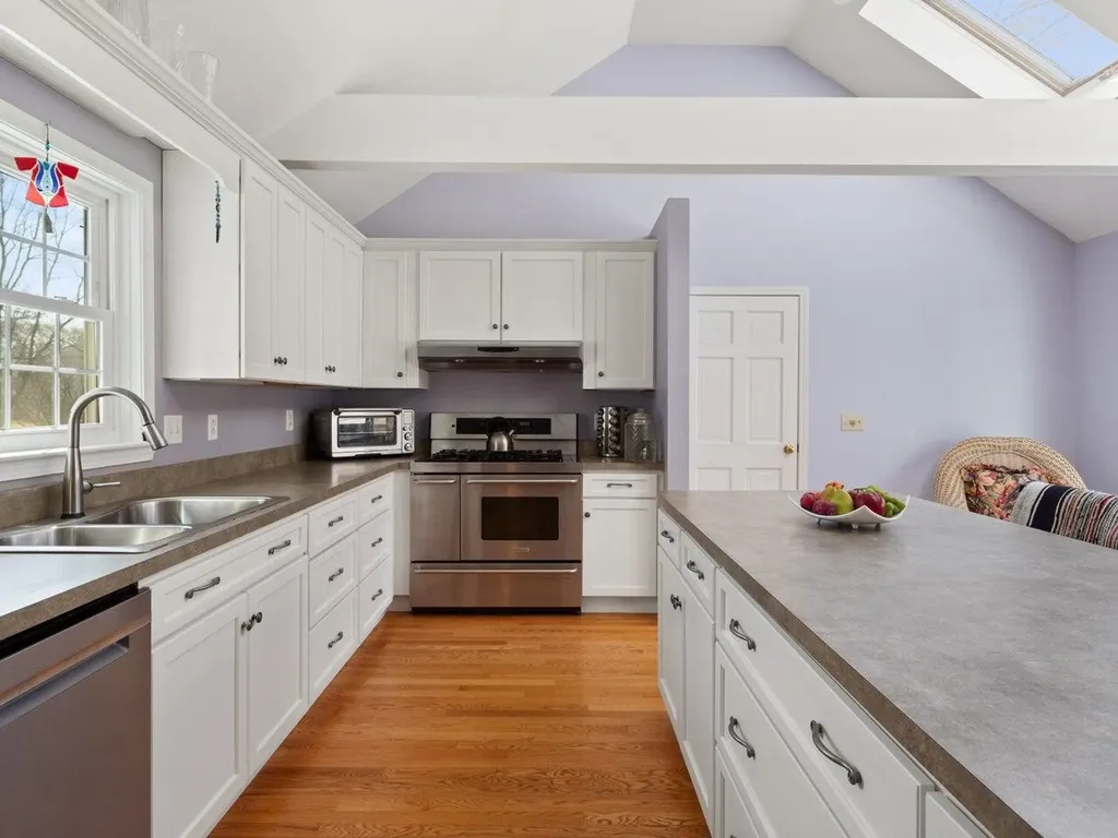 61 Moss Glen Lane South Burlington VT 05403