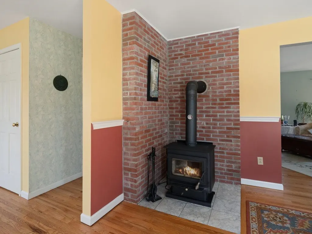 61 Moss Glen Lane South Burlington VT 05403