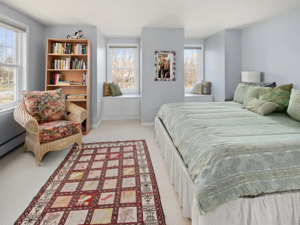 61 Moss Glen Lane South Burlington VT 05403