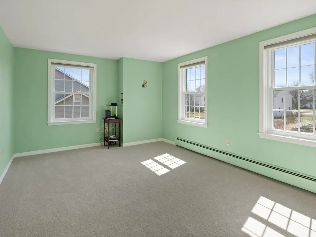 61 Moss Glen Lane South Burlington VT 05403