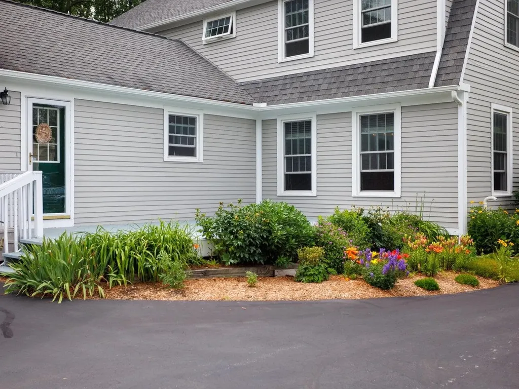 61 Moss Glen Lane South Burlington VT 05403