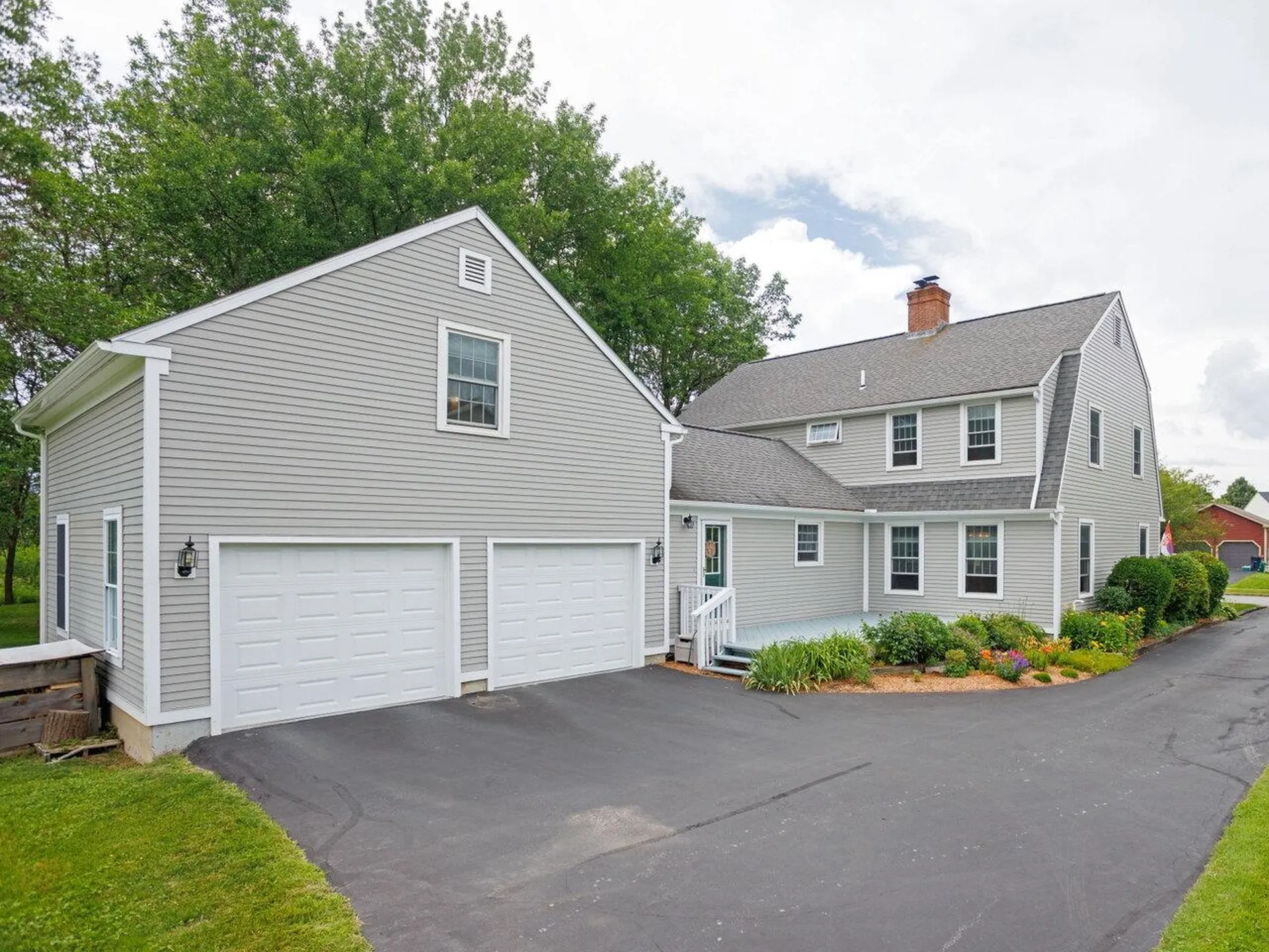 61 Moss Glen Lane South Burlington VT 05403