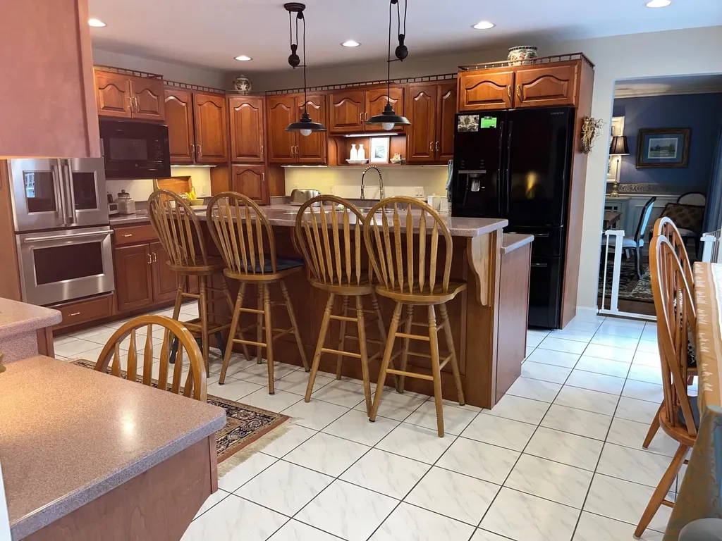4 Maplewood Drive Wolfeboro NH 03894