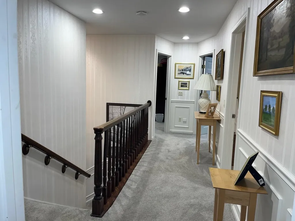 4 Maplewood Drive Wolfeboro NH 03894