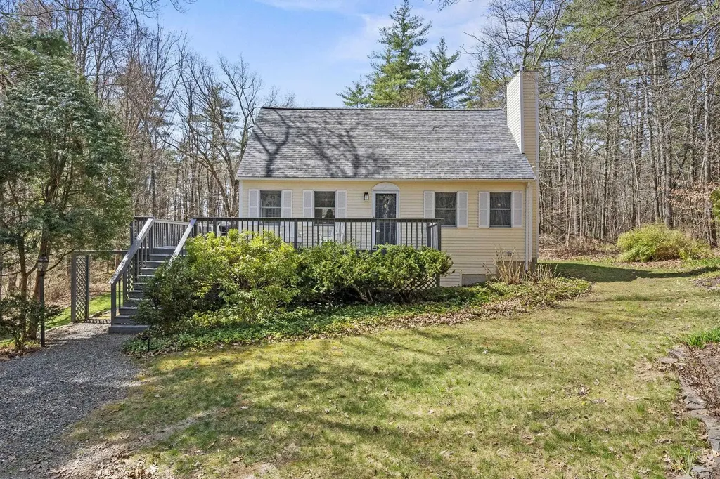 22 Wheelwright Drive Lee NH 03861