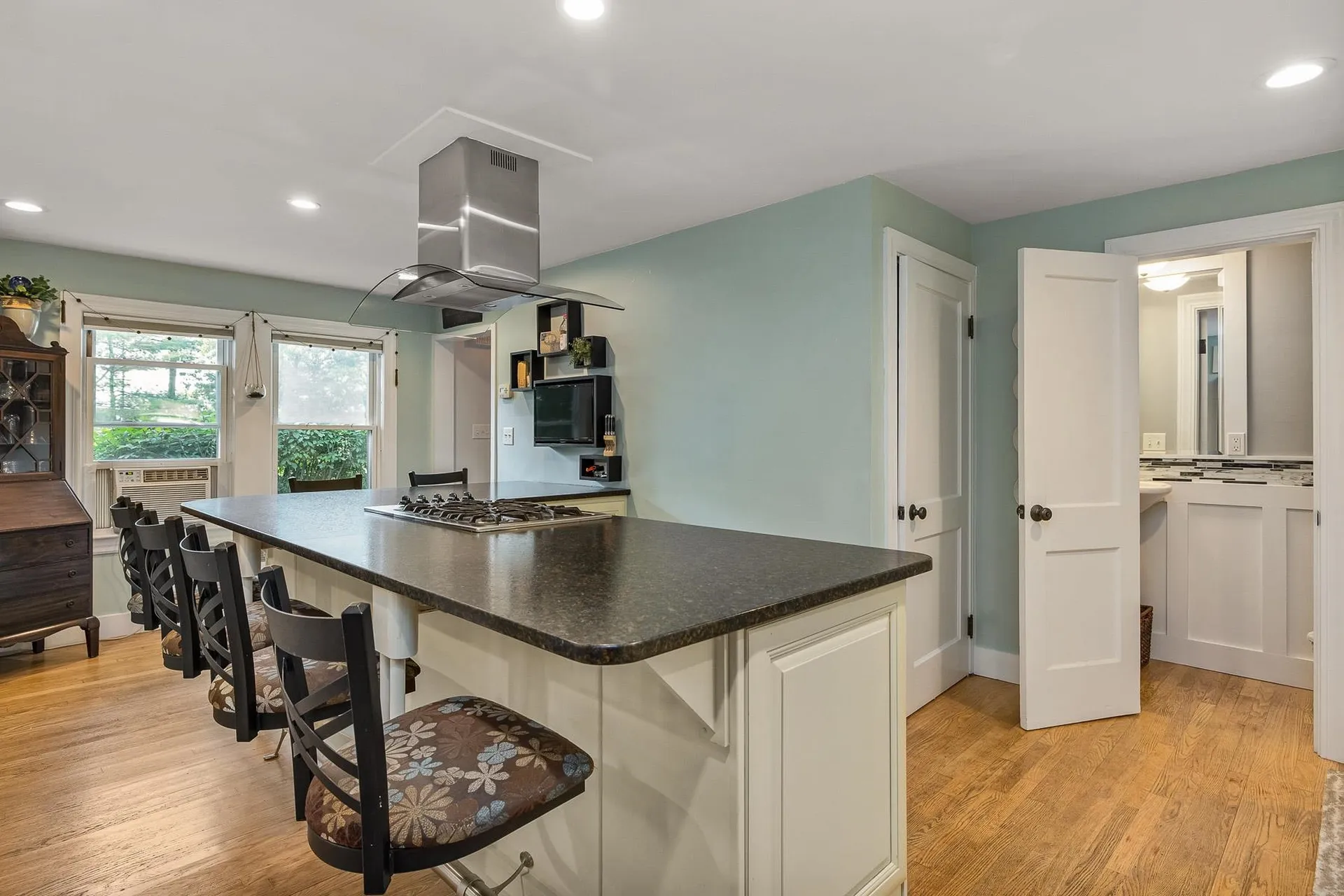 1701 Lafayette Road Portsmouth NH 03801