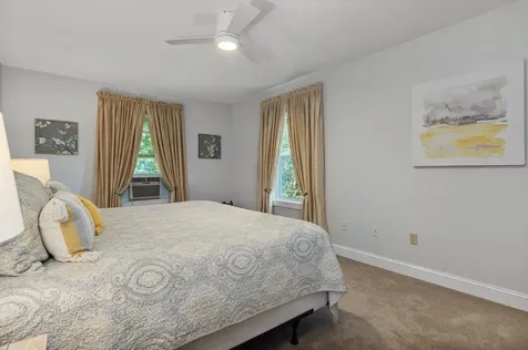 1701 Lafayette Road Portsmouth NH 03801