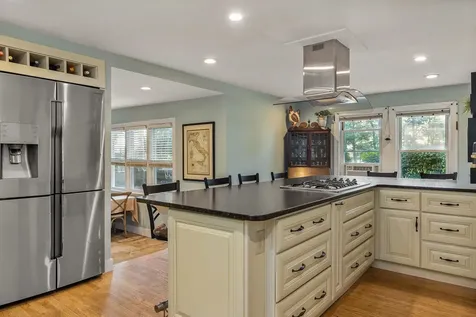 1701 Lafayette Road Portsmouth NH 03801