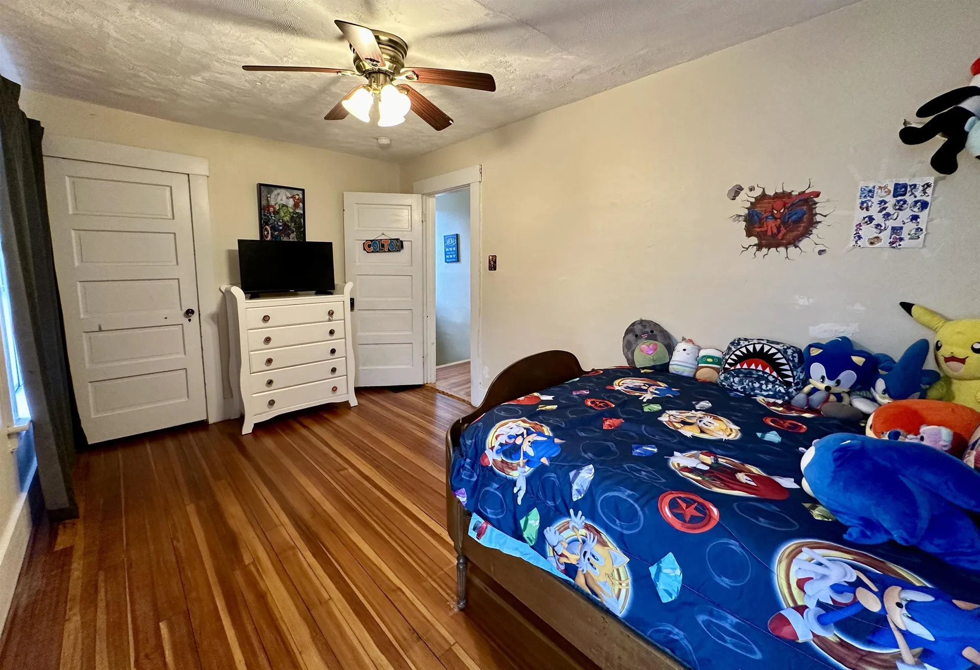 77 Grove Street Claremont NH 03743