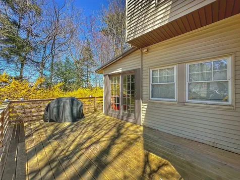 77 Grove Street Claremont NH 03743
