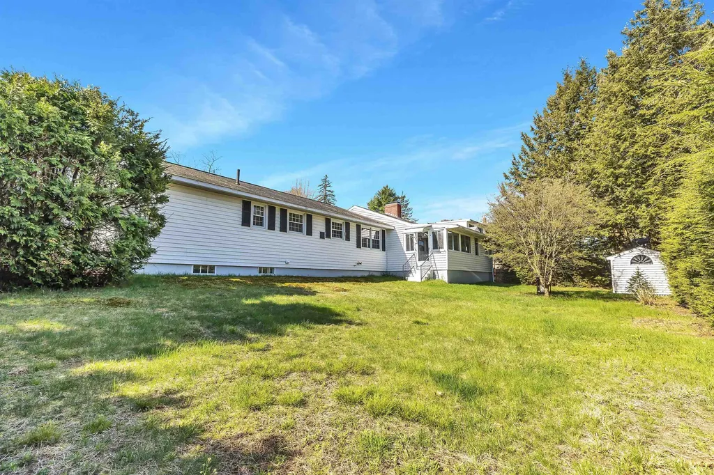160 Mystic Street Manchester NH 03103