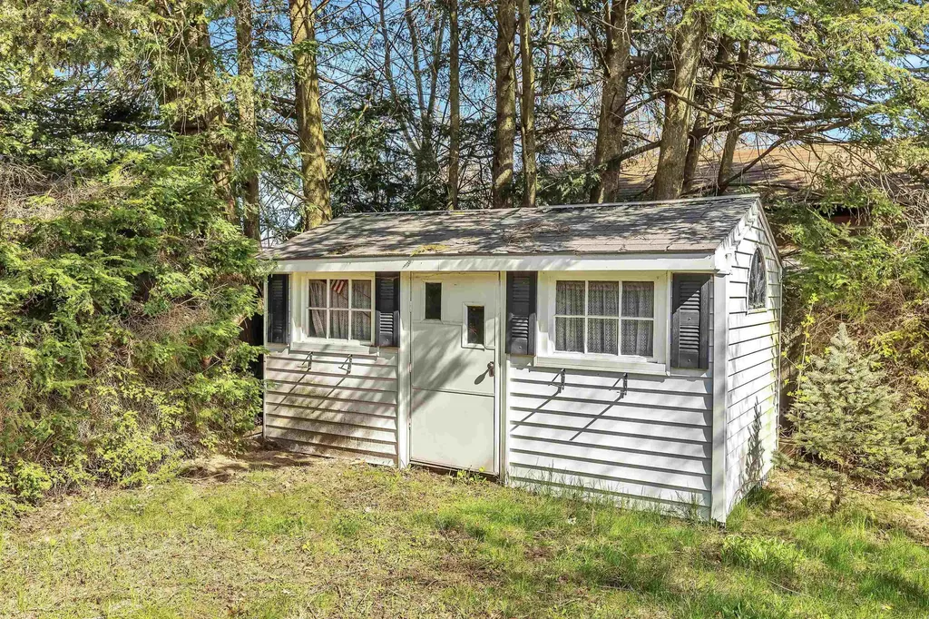 160 Mystic Street Manchester NH 03103
