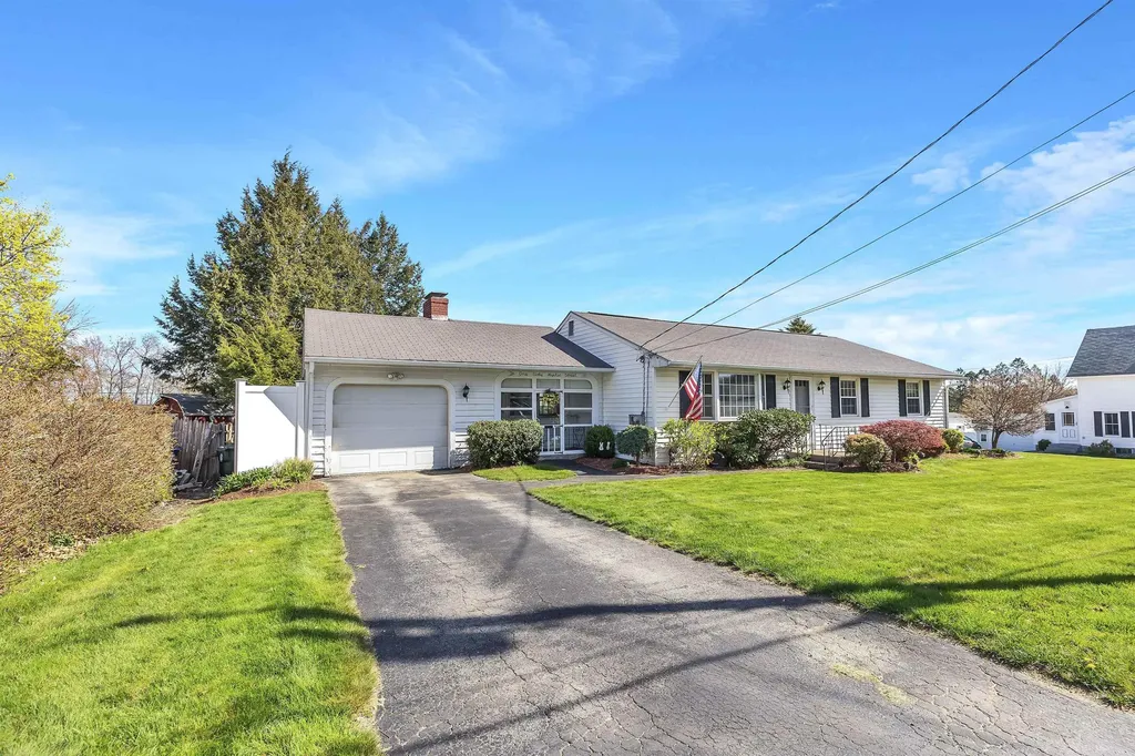 160 Mystic Street Manchester NH 03103