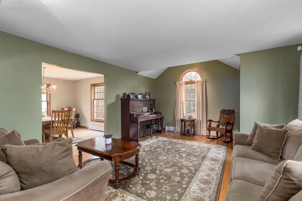 30 Hagan Drive Essex VT 05452