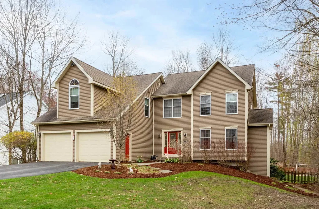 30 Hagan Drive Essex VT 05452