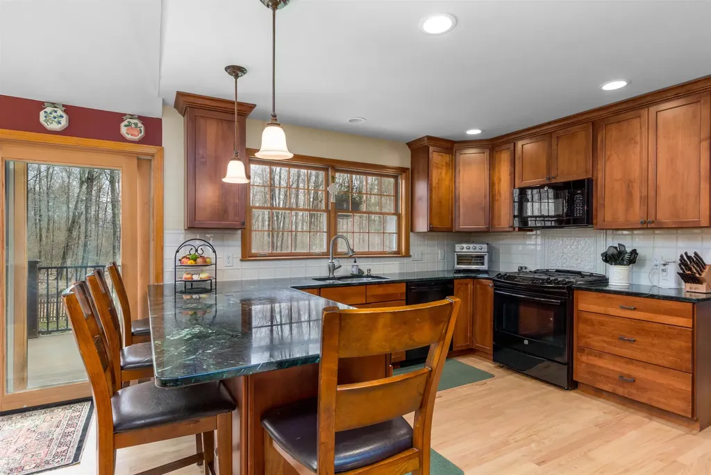30 Hagan Drive Essex VT 05452