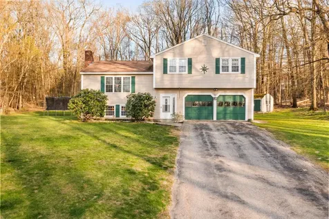 3 Wildwood Terrace Hudson NH 03051