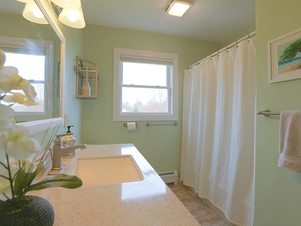 28 Dubois Drive South Burlington VT 05403