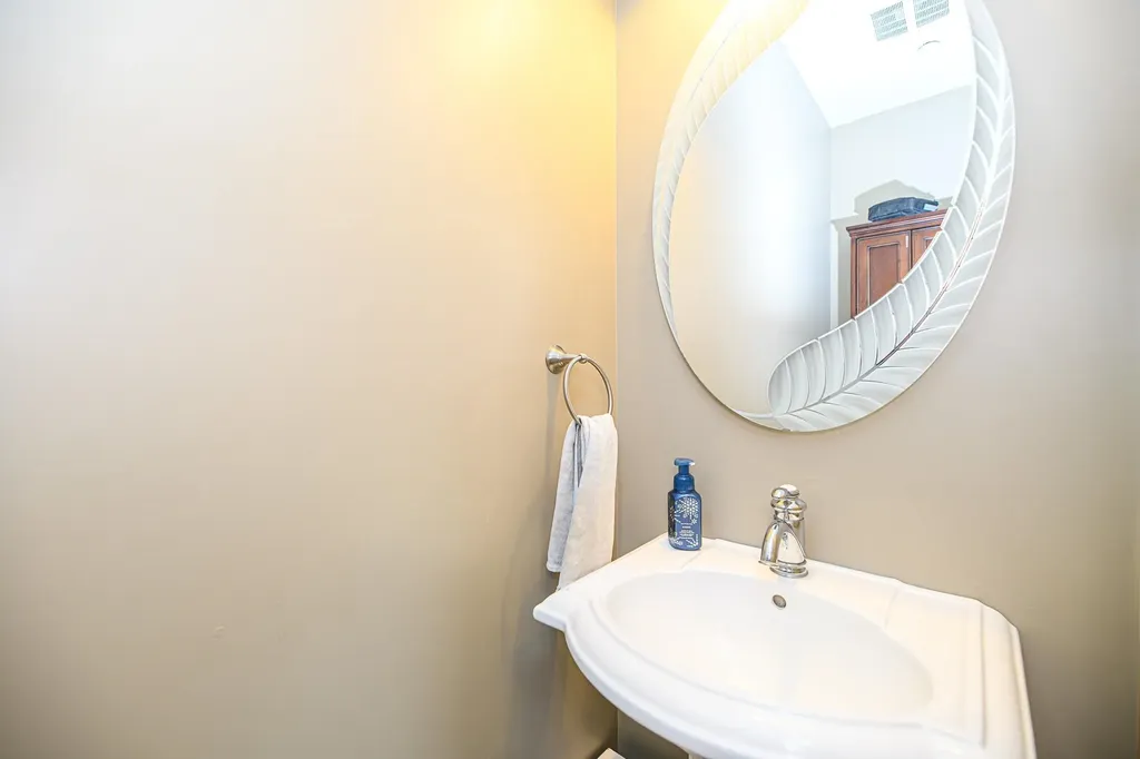 60 Contoocook Lane Peterborough NH 03458